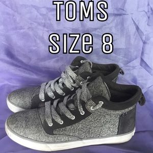 Women’s Toms